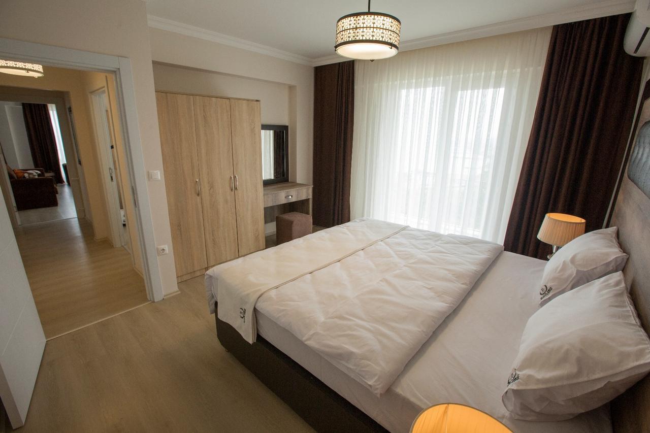 Black Rose Aparthotel Kasustu Luaran gambar